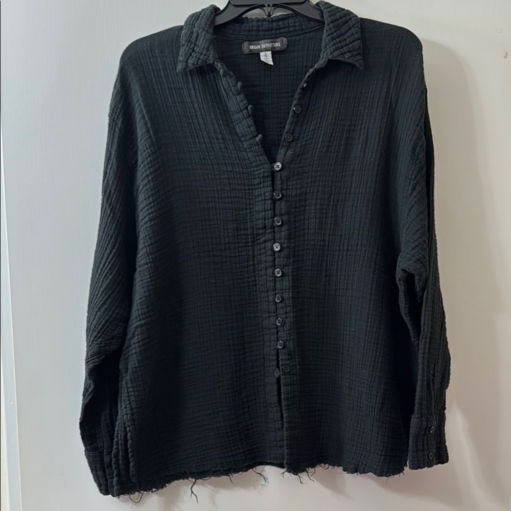 Urban Outfitters Black Long Sleeve Button Down Shirt